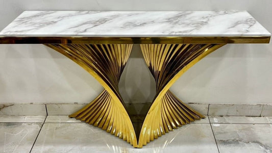 Lidia Console Table – Titanium Gold Finish with Black Glass Top (140 × 40 × 80 cm)